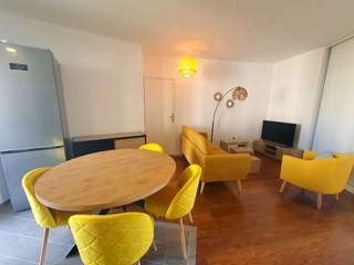 Room share / 5 rooms apartment · 83 m², Saint-Ouen-sur-Seine, Rue Ardoin