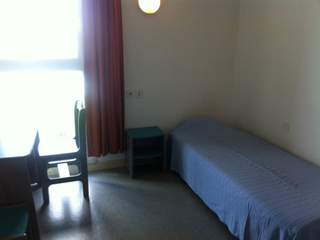 Location / 1 room residence · 15 m², Bagneux, 24 Avenue Albert Petit