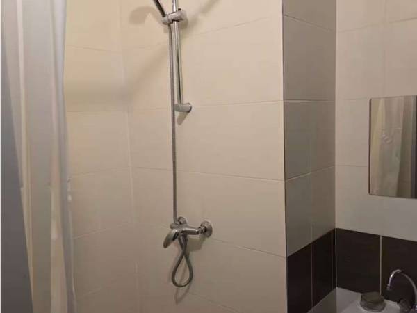 Sous-location / Appartement 2 pièces de 35 m², Le Bourget / Photo 2