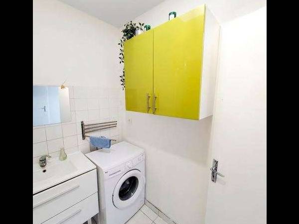 Colocation / Appartement 5 pièces de 90 m², Paris, Rue Eva Kotchever / Photo 5