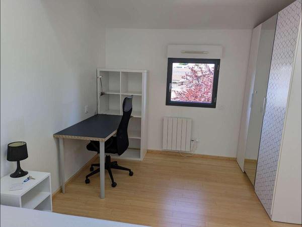 Colocation / Appartement 5 pièces de 92 m², Pessac, Avenue Jean Jaurès / Photo 7