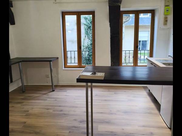 Location / Studio, Troyes / Photo 2