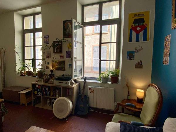 Sous-location / Appartement 5 pièces de 100 m², Marseille, Rue Longue des Capucins / Photo 2