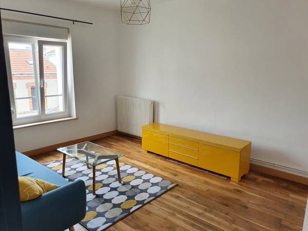 Location / Appartement 3 pièces de 63 m², Reims, Rue d'Alsace-Lorraine / Photo 2