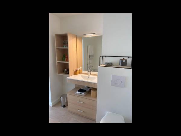 Location / Résidence 1 pièce de 39 m², Besançon, Quai Vauban / Photo 7