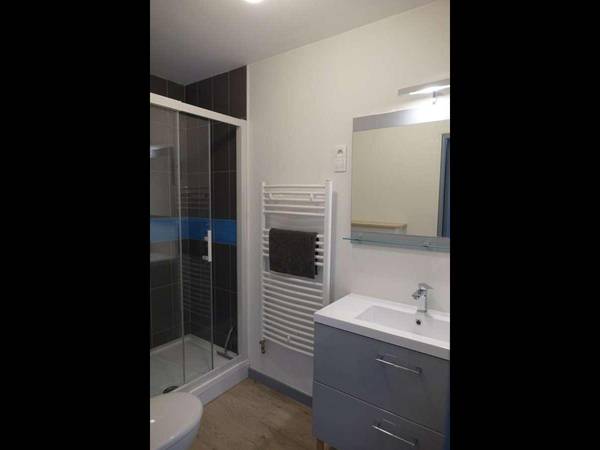 Colocation / Appartement 5 pièces de 90 m², Grenoble, Rue Billerey / Photo 2