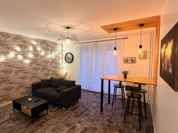 Colocation / Immeuble 4 pièces de 75 m², Dreux, Rue Saint Gilles / Photo 2