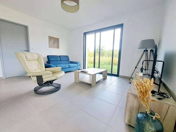 Flatsharing / 4-bedroom house · 95 m², Mouchamps, Rues Jan et Joël MARTEL / Photo 2