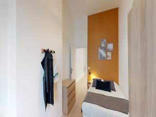 Colocation / 5-bedroom flat · 130 m², Lyon, Rue de la République