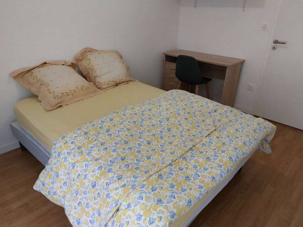 Colocation / Appartement 4 pièces de 75 m², Asnières-sur-Seine, Allée du Roi / Photo 14