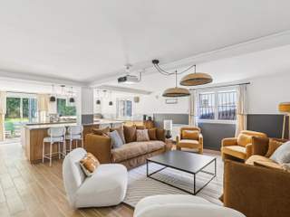 Colocation / 14 rooms house · 263 m², Villejuif, Rue du Docteur Laurens