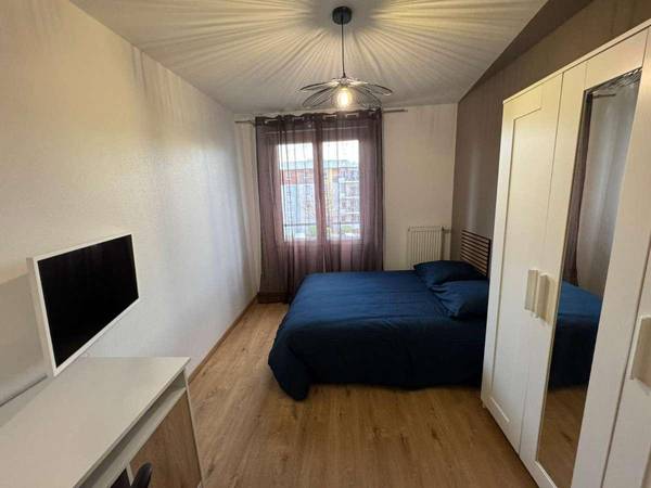 Colocation / Appartement 4 pièces de 84 m², Strasbourg, Avenue François Mitterrand / Photo 8