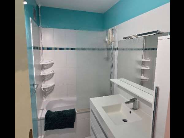 Colocation / Appartement 4 pièces de 74 m², Lille, Rue Corbet / Photo 2