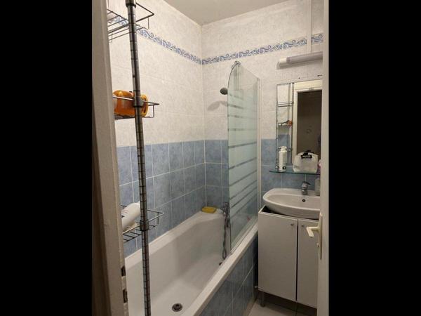 Colocation / Appartement 4 pièces de 70 m², Paris, Rue des Amandiers / Photo 3