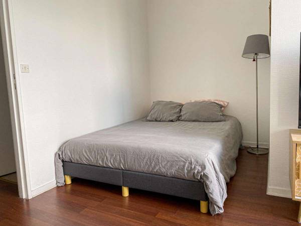 Sous-location / Appartement 1 pièce de 29 m², Paris, Boulevard Diderot / Photo 2