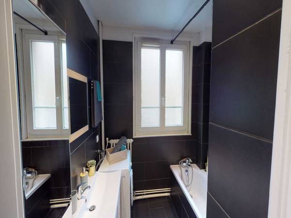 Colocation / Appartement 4 pièces de 90 m², Paris, Boulevard de Dixmude / Photo 11