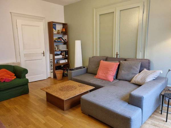 Colocation / Appartement 5 pièces de 120 m², Lausanne, Rue Beau-Séjour / Photo 2