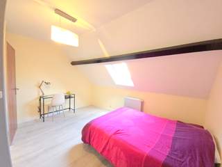Room share, 5 rooms apartment, Montreuil