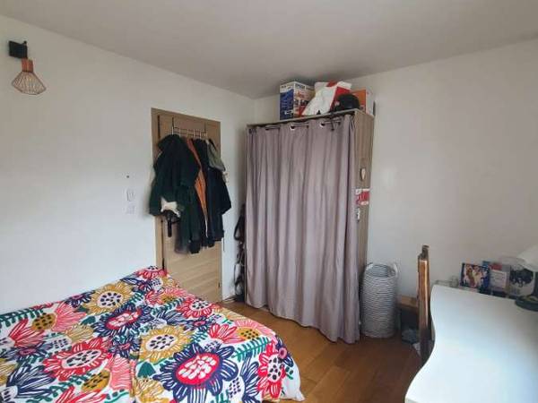 Colocation / Appartement 6 pièces de 69 m², Saint-Martin-d'Hères, Rue Docteur Valois / Photo 2
