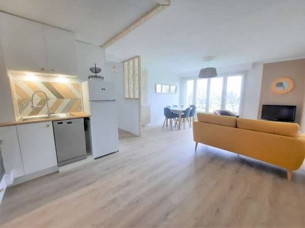 Colocation / Appartement 5 pièces de 90 m², Nantes, Rue de la Bottière / Photo 2