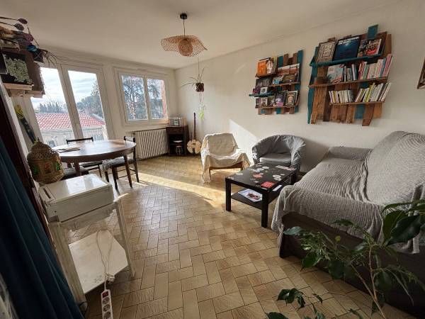 Colocation / Appartement 4 pièces de 83 m², Toulouse, Rue des Fontaines / Photo 2