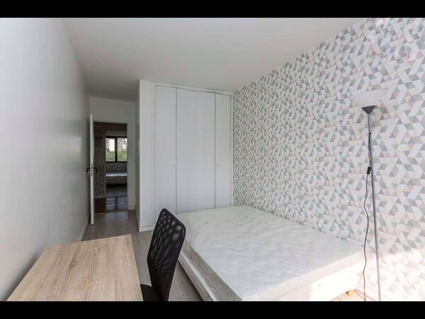 Flatsharing / 5-bedroom flat · 110 m², Créteil, Allée Marcel Pagnol / Photo 17