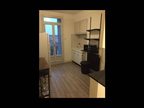 Colocation / Appartement 6 pièces de 84 m², Béziers, 18 Avenue de Sérignan / Photo 2