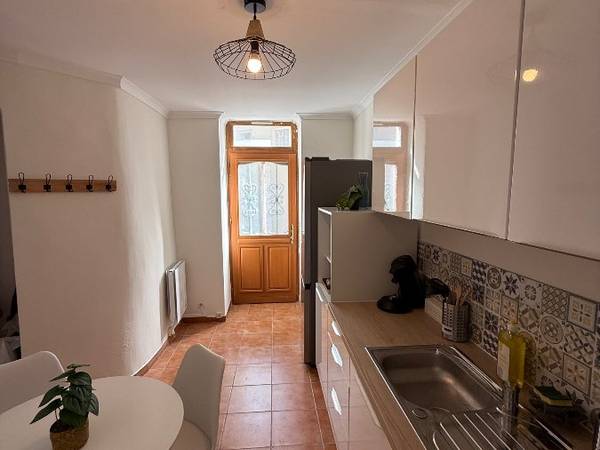 Colocation / Maison 6 pièces de 79 m², Béziers, Place Saint Aphrodise / Photo 2
