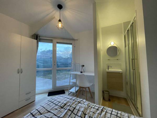 Colocation / Appartement 6 pièces de 97 m², Orléans, Allée Gaudier Brzeska / Photo 8