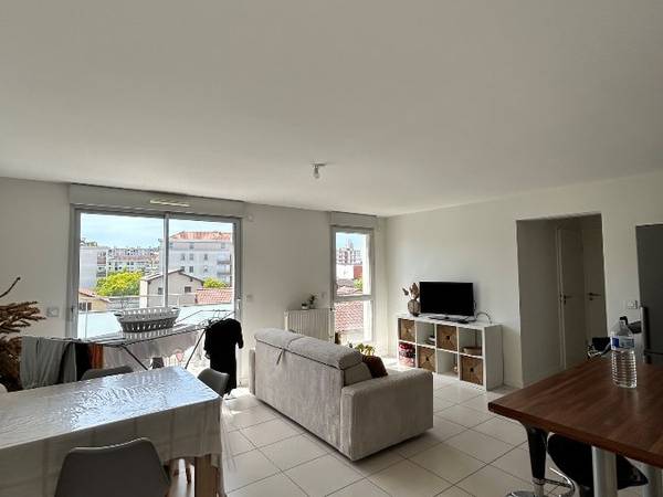 Flatsharing / 3-bedroom flat · 67 m², Villeurbanne, Rue Geoffray / Photo 2
