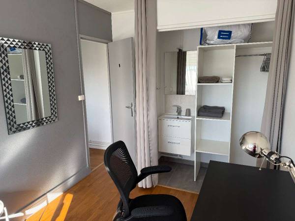 Colocation / Duplex 5 pièces de 80 m², Pessac, Avenue Docteur Nancel Penard / Photo 3