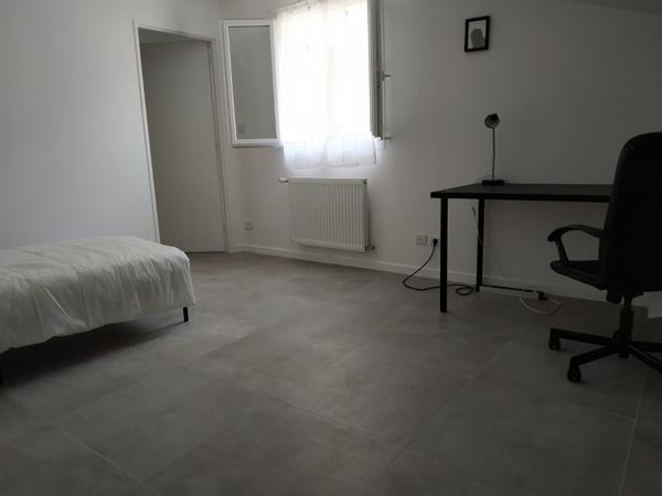 Colocation / Maison 4 pièces de 95 m², Villenave-d'Ornon, Route de Léognan / Photo 2