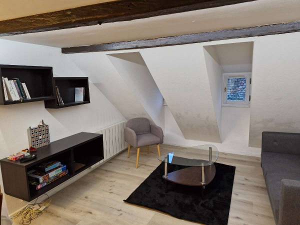 Colocation / Duplex 4 pièces de 75 m², Strasbourg, Rue du Maroquin / Photo 2