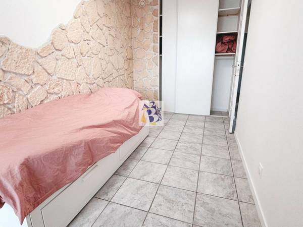 Location / Appartement 6 pièces de 102 m², Angoulême, Rue d'Alexandrie / Photo 12