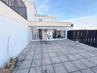 Location / Appartement 6 pièces de 102 m², Angoulême, Rue d'Alexandrie