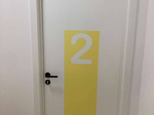 Colocation / Appartement 7 pièces de 241 m², Bruxelles, Rue des Confédérés / Photo 12
