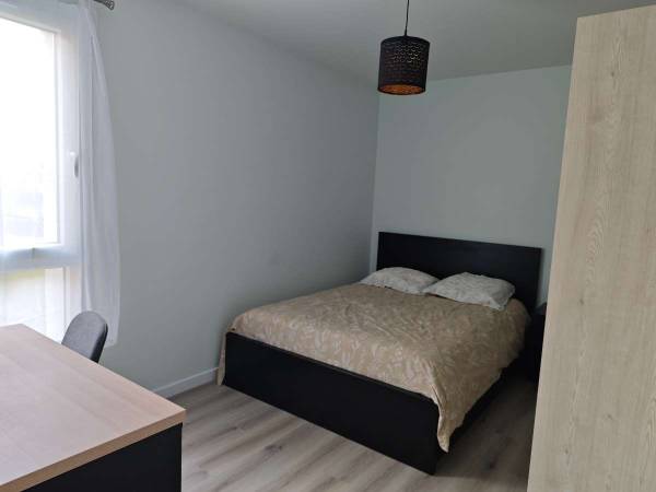 Flatsharing / 4-bedroom flat · 88 m², Montigny-le-Bretonneux, Allée de l'Ivraie / Photo 8