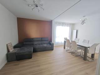 Flatsharing / 4-bedroom flat · 88 m², Montigny-le-Bretonneux, Allée de l'Ivraie