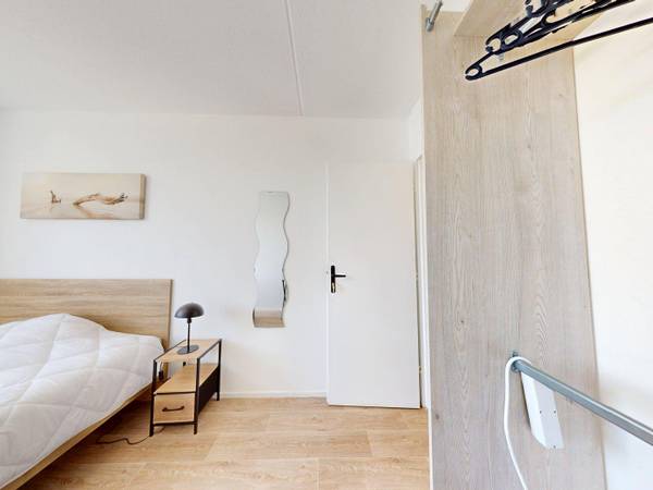 Flatsharing / 6-bedroom flat · 97 m², Valence, Rue Auguste Renoir / Photo 2
