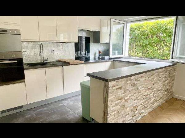 Colocation / Appartement 4 pièces de 86 m², Issy-les-Moulineaux, Esplanade Raoul Follereau / Photo 2