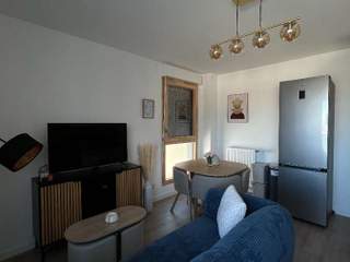 Colocation / Appartement 5 pièces de 91 m², Aubervilliers, Rue Louis Aragon