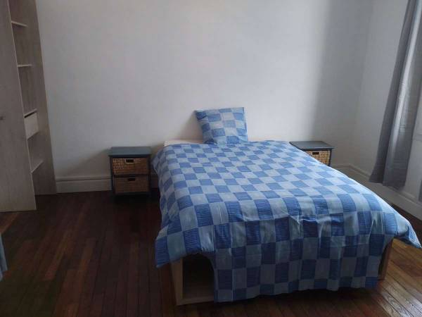 Colocation / Maison 10 pièces de 140 m², Valence, Rue de la Cécile / Photo 4
