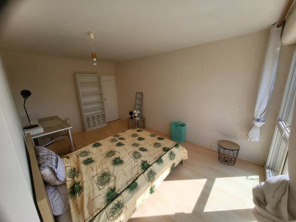 Colocation / Appartement 4 pièces de 80 m², Saint-Herblain, Rue de Guingamp / Photo 2