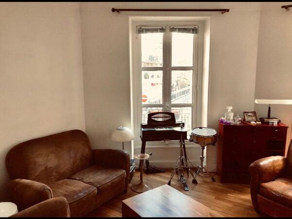Sous-location / Appartement 3 pièces de 55 m², Paris, Rue Versigny / Photo 2