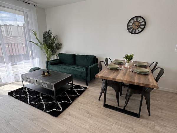 Colocation / Appartement 5 pièces de 87 m², Aubervilliers, Rue Villebois Mareuil / Photo 2