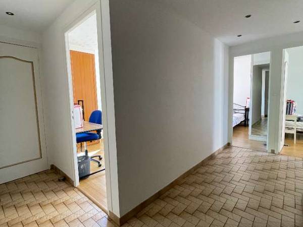 Colocation / Appartement 4 pièces de 68 m², Grenoble, Rue Jules Ferry / Photo 2