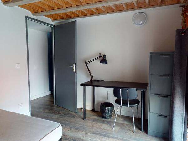 Colocation / Appartement 5 pièces de 95 m², Saint-Étienne, Rue Gambetta / Photo 2