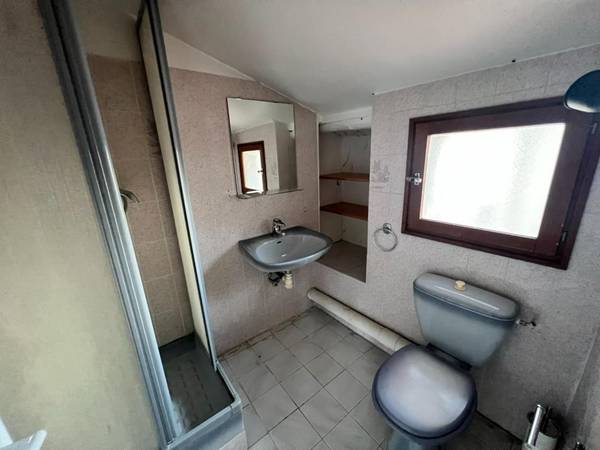 Location / Appartement 7 pièces de 164 m², Aix-en-Provence, Rue Roux Alphéran / Photo 15