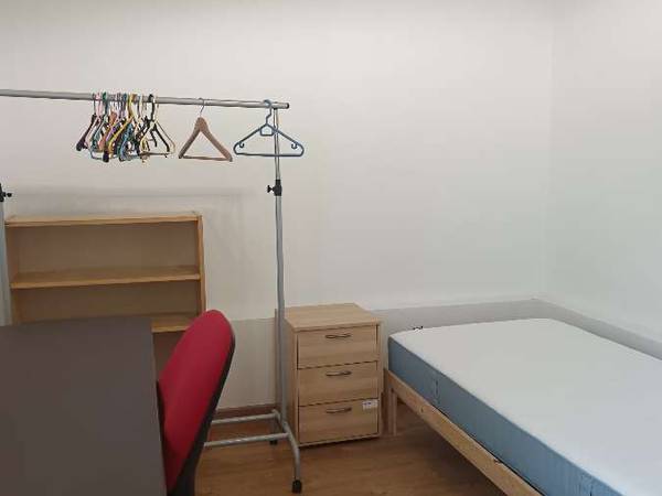 Colocation / Maison 2 pièces de 42 m², Orsay, Rue de la Pacaterie / Photo 2