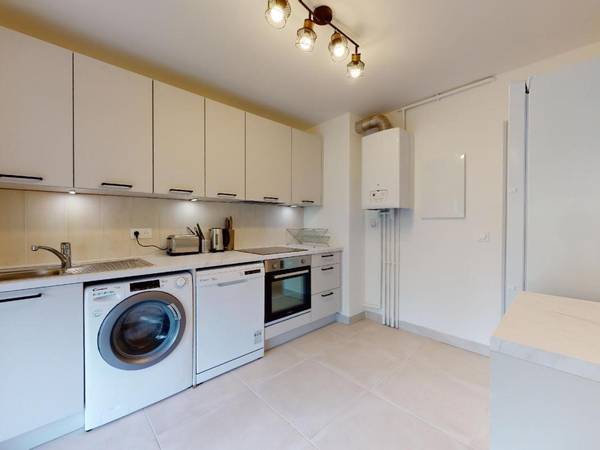 Colocation / Appartement 5 pièces de 97 m², Aix-en-Provence, 4 Rue Marcel Arnaud, / Photo 3